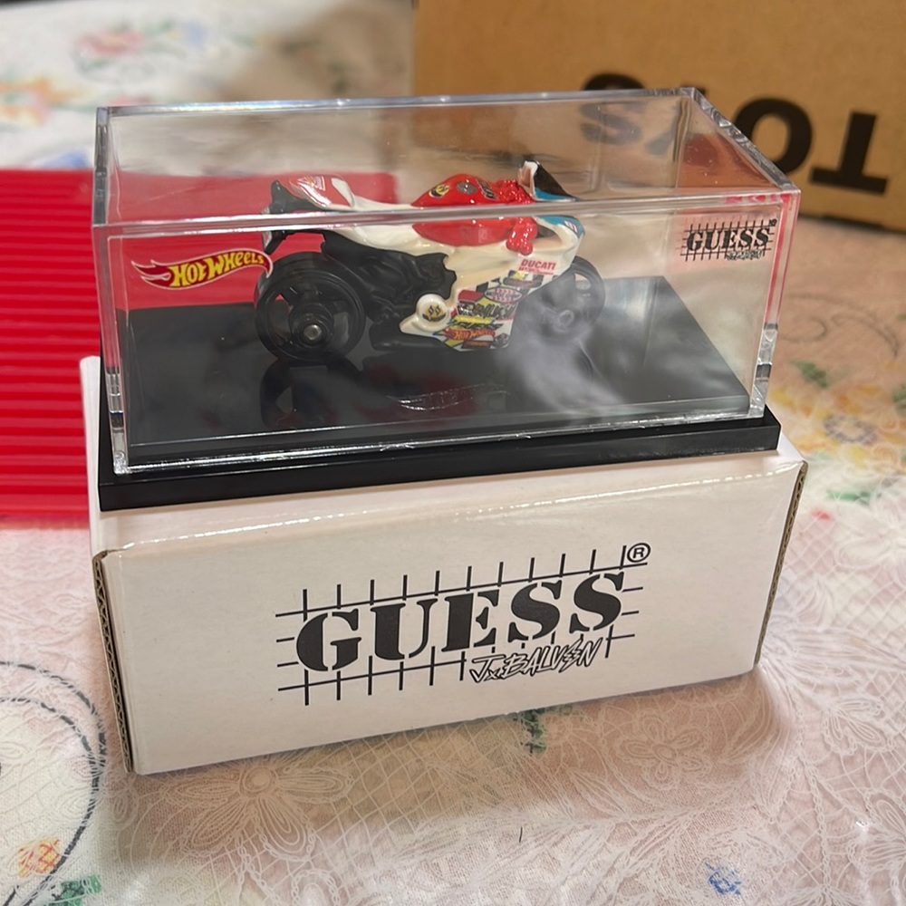 Hot wheels